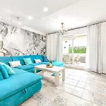 Luxury Townhouse Oasis Fanabe Apartmán