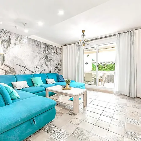 Luxury Townhouse Oasis Fanabe Lejlighed